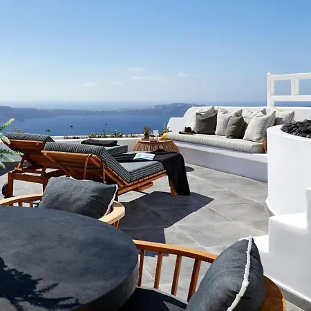 ヴィラ Splendid Santorini | Aegan Sea View Cave House | 2 Bedrooms | Terrace With Private Pool And Outdoor Dining Area | Stunning Sea Views | *