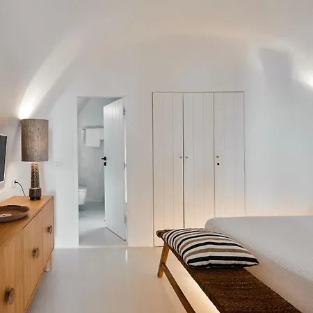 Splendid Santorini | Aegan Sea View Cave House | 2 Bedrooms | Terrace With Private Pool And Outdoor Dining Area | Stunning Sea Views | ヴィラ イメロヴィグリ