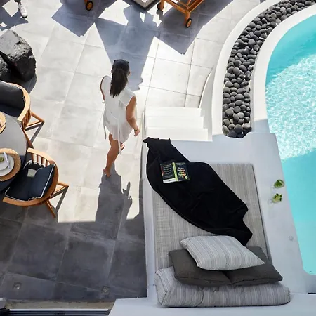 ヴィラ Splendid Santorini | Aegan Sea View Cave House | 2 Bedrooms | Terrace With Private Pool And Outdoor Dining Area | Stunning Sea Views | イメロヴィグリ