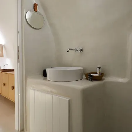 Splendid Santorini | Aegan Sea View Cave House | 2 Bedrooms | Terrace With Private Pool And Outdoor Dining Area | Stunning Sea Views | فيلة *