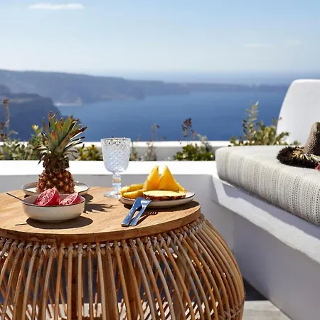 Splendid Santorini | Aegan Sea View Cave House | 2 Bedrooms | Terrace With Private Pool And Outdoor Dining Area | Stunning Sea Views | فيلة *
